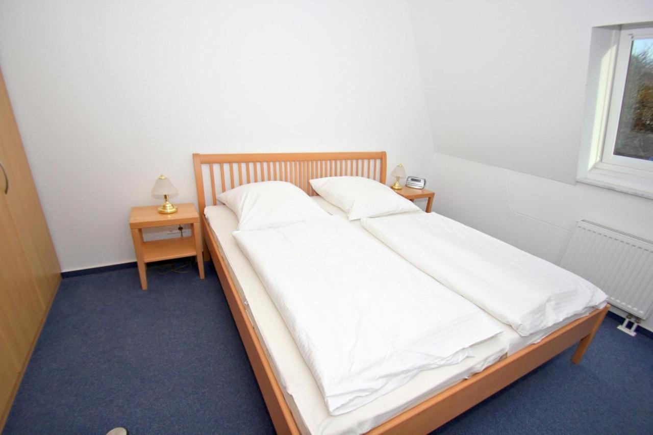 Hafennahe Ferienwohnung Mit Balkon Und Meerblick - Hafenhaeuser Wiek Wohnung 13 Wiek auf Rügen Εξωτερικό φωτογραφία